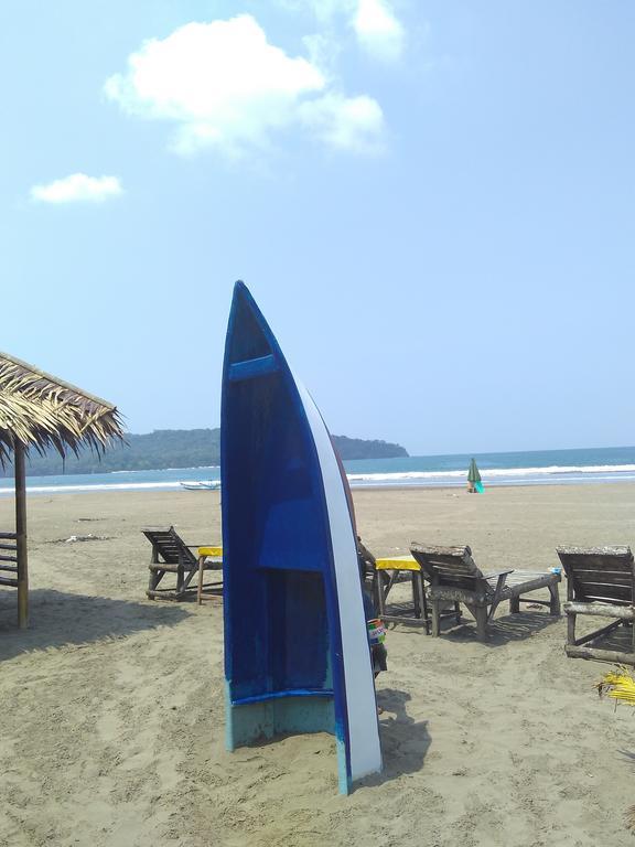 Mini Tiga Homestay Pangandaran Dış mekan fotoğraf